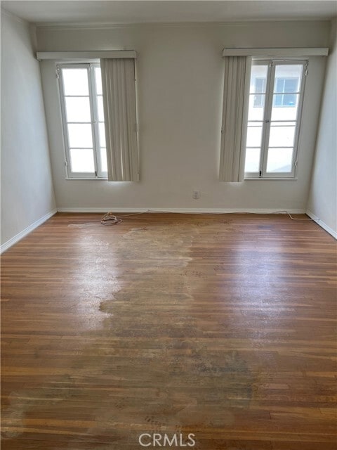 Building Photo - 425 S Palm Dr