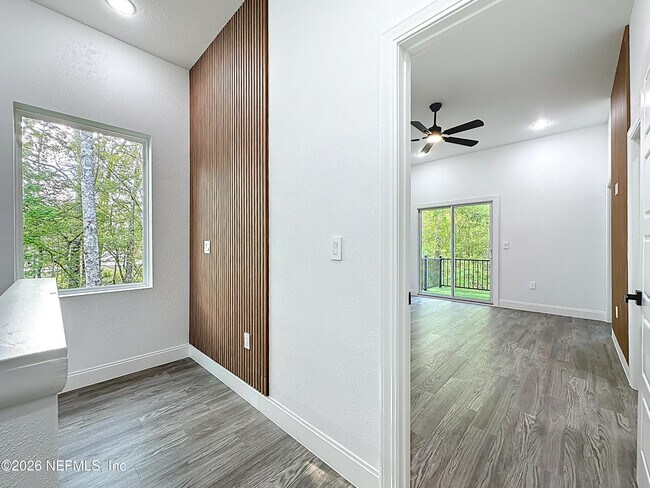 Building Photo - 8912 Hogan Rd