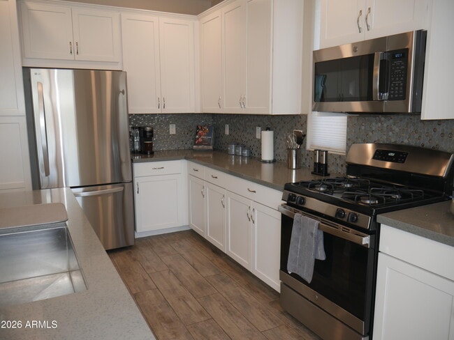 Building Photo - 5100 E Rancho Paloma Dr