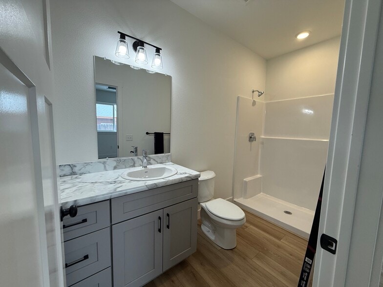 Building Photo - 2519 Arnold Ln