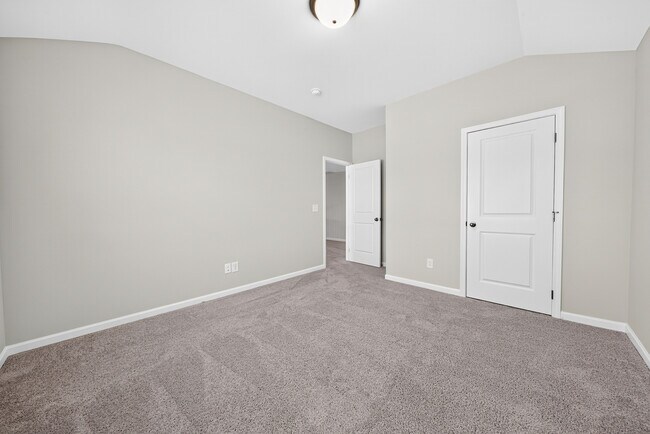 Building Photo - 63 Lee Rd 2234