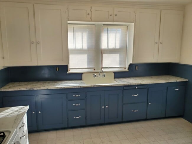 Building Photo - 58410 High Valley Rd