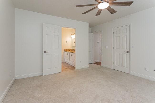 Building Photo - 220 Konawa Ln