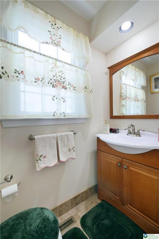 Building Photo - 4624 Concord Cir