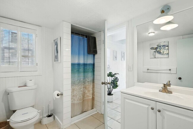 Building Photo - 62 Ocean St