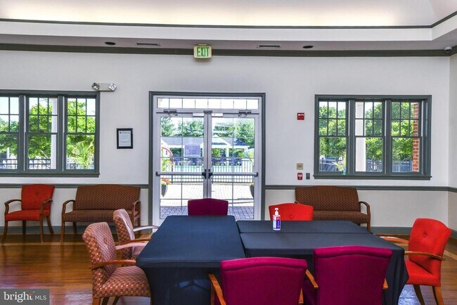 Building Photo - 13003 Belle Meade Trace