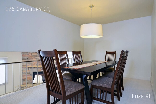 Building Photo - 126 Canabury Ct