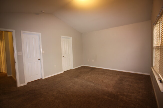 Building Photo - 4420 Christenbury Hills Ln