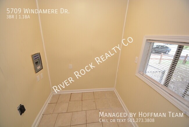 Building Photo - 5709 Windamere Dr