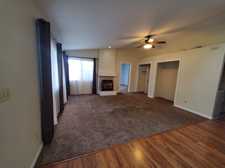 Rear living room area - 45 S Taft Hill Rd