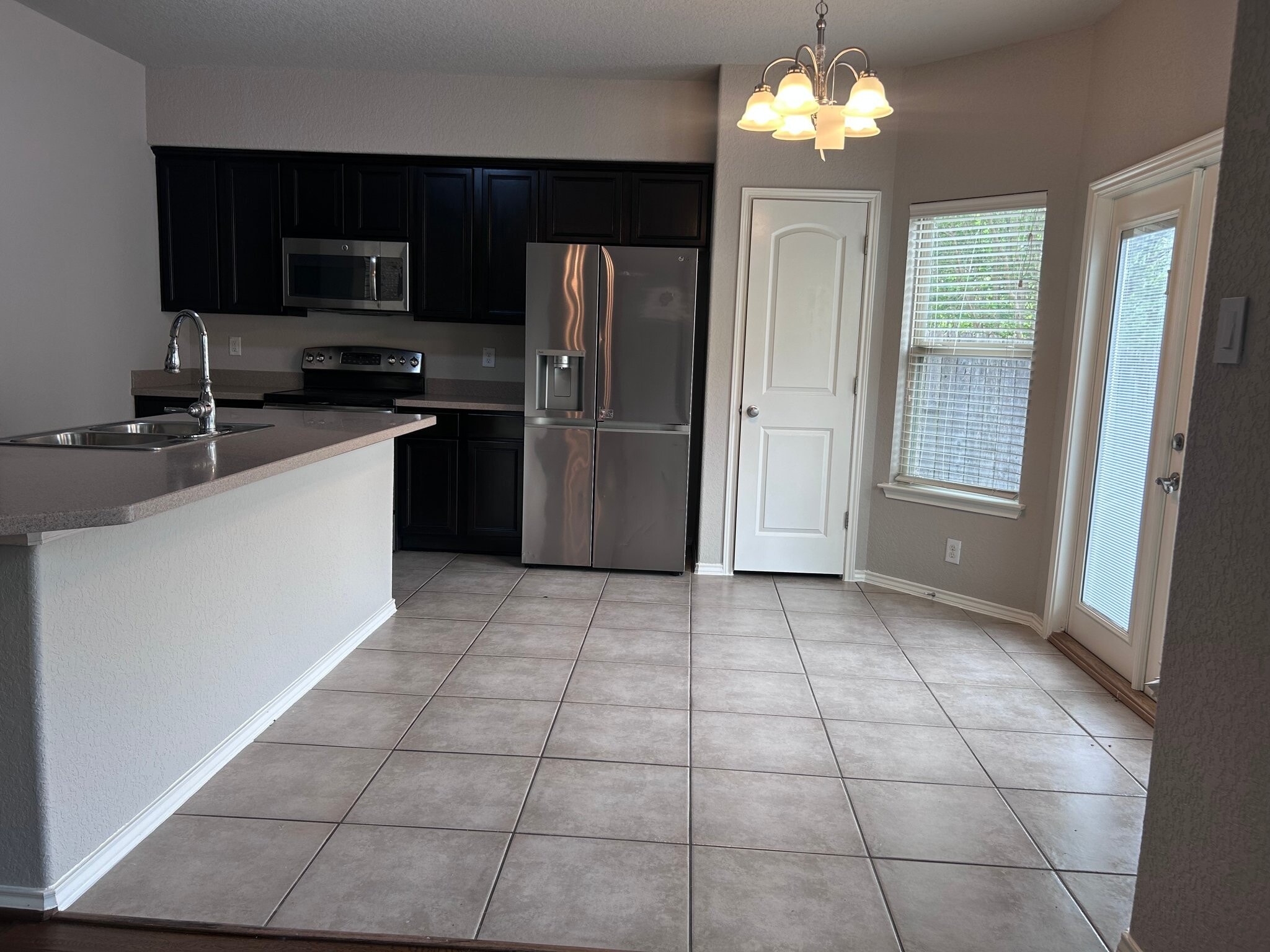 Building Photo - 5435 Bright Run