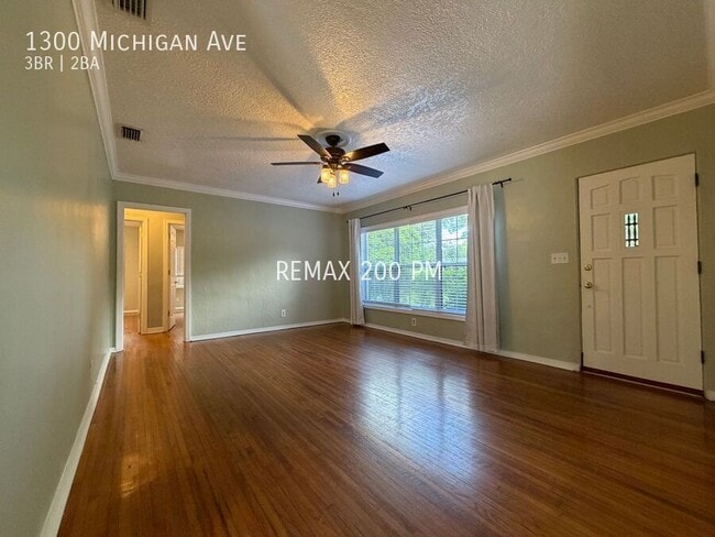 Building Photo - 1300 Michigan Ave