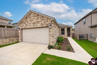 Building Photo - 7216 Gray Catbird Dr