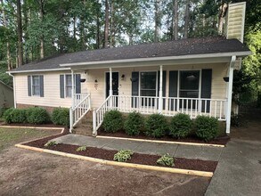 Building Photo - Charming 3BR House in Raleigh