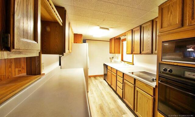 Building Photo - 26084 S 558 Rd