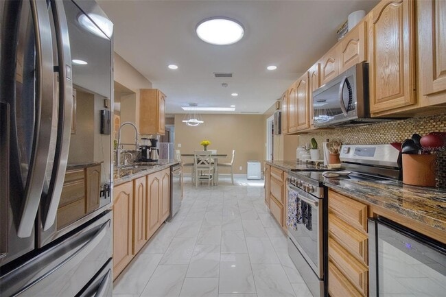 Building Photo - 2315 Minneola Rd