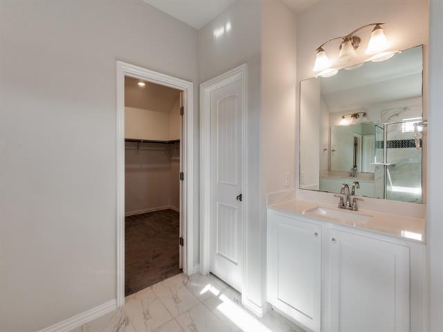 Building Photo - 2152 Bailey St