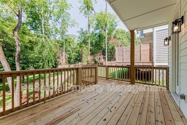 Building Photo - 335a Mckennell Drive