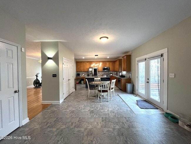 Building Photo - 26 Randolph St