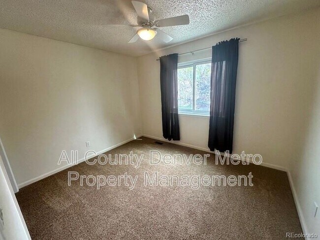Building Photo - 1427 McIntosh Ave