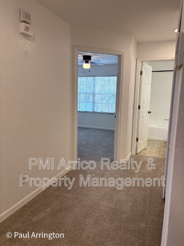 Building Photo - 10922 Winter Crest Dr