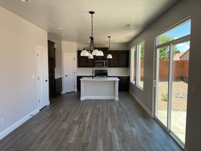 Building Photo - 2446 S 630 W