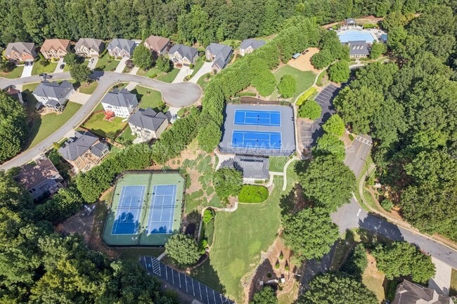 Building Photo - 6725 Ridgefield Dr