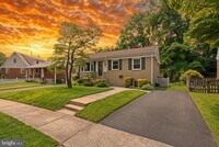 Building Photo - 3904 Lantern Dr