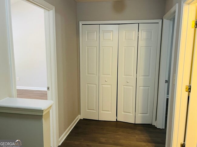 Building Photo - 4014 Carisbrook Dr