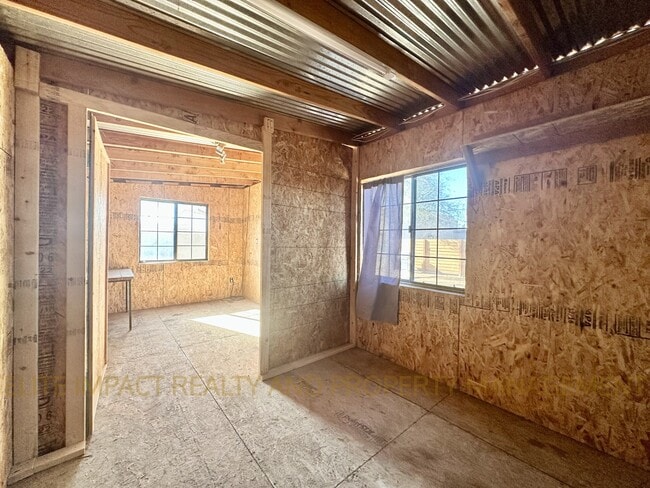 Building Photo - 2140 N Northway Ave