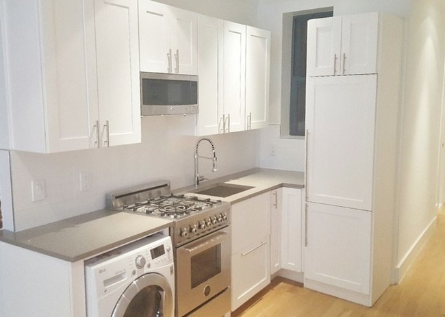 Interior Photo - 228 East 27th Street