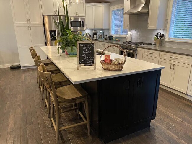 Building Photo - 3112 Rock Creek Dr