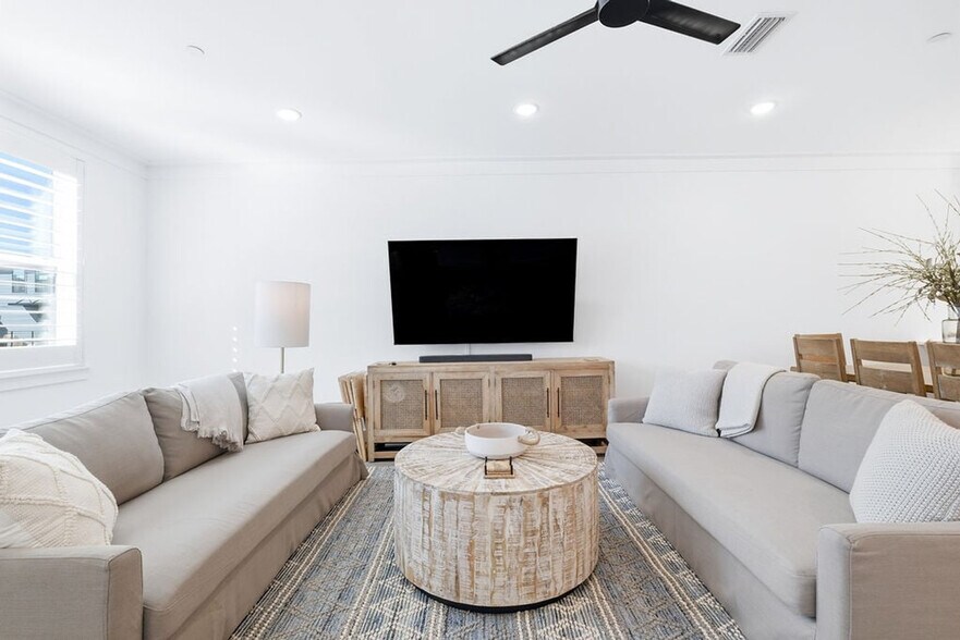 Building Photo - 38 Blue Eden Lp