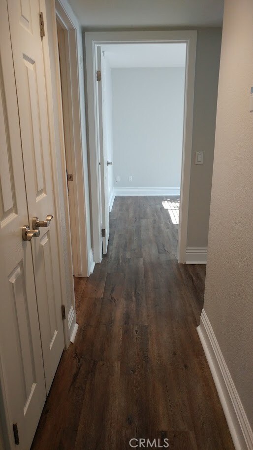 Building Photo - 2400 Del Mar Way