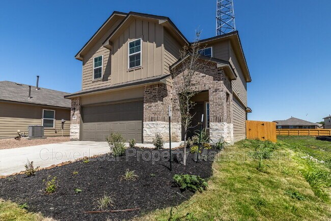 Building Photo - 466 Orion Dr