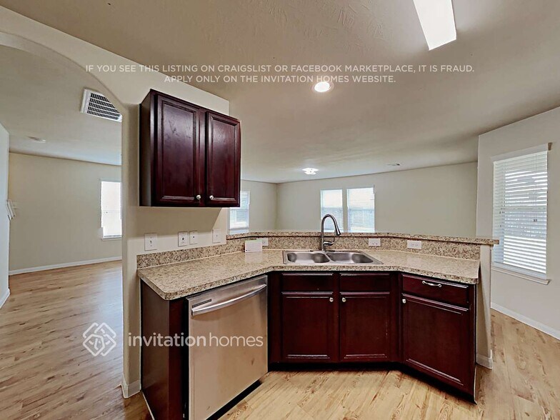 Building Photo - 18723 Dennington Dr