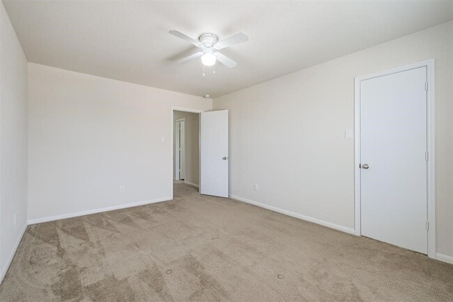 Building Photo - 3142 View Valley Trail