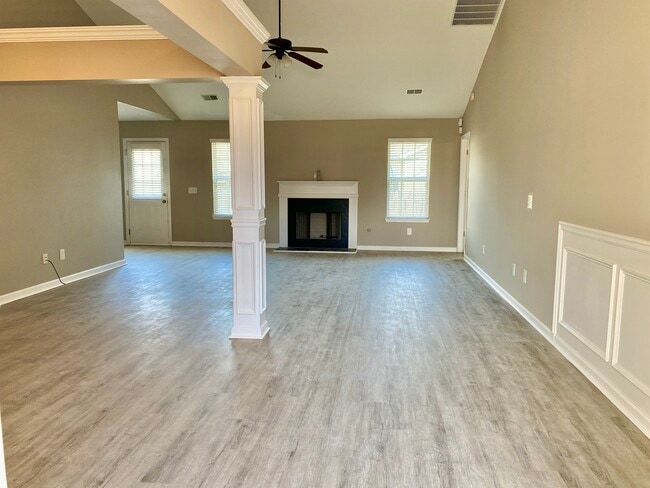 Great Room - 105 Burr Dr