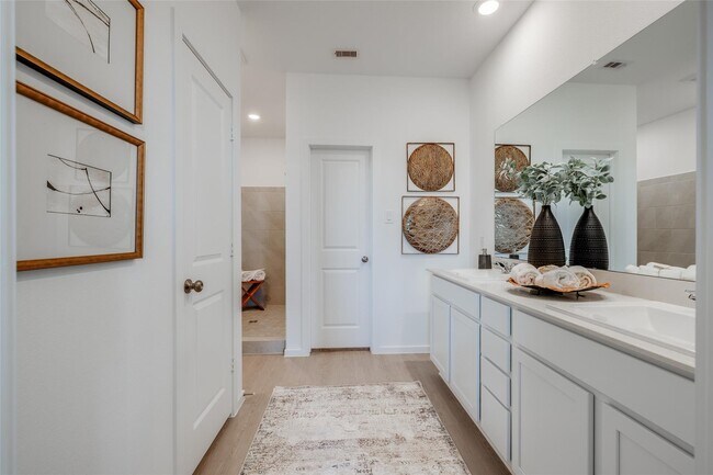 Building Photo - 26518 Foxtail Fern Dr