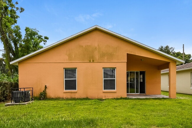 Building Photo - 4539 Cypress St