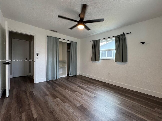 Building Photo - 2631 NW 94th Ave