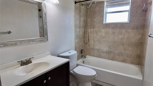 Building Photo - 403 NW 68th Ave