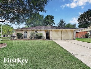 Building Photo - 20327 Bridgedale Ln