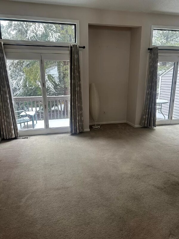 Building Photo - 1807 Mill Pond Dr