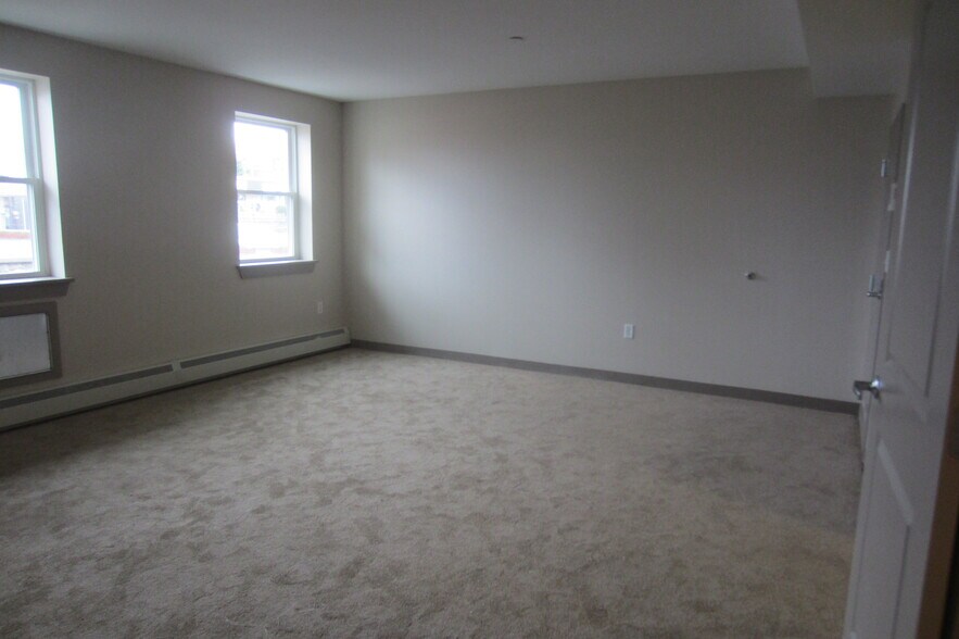 Living Room - 275 W Main St