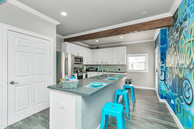 Building Photo - 2615 Arbor St