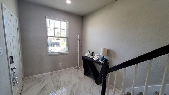 Building Photo - 21307 Orono Hts Trl