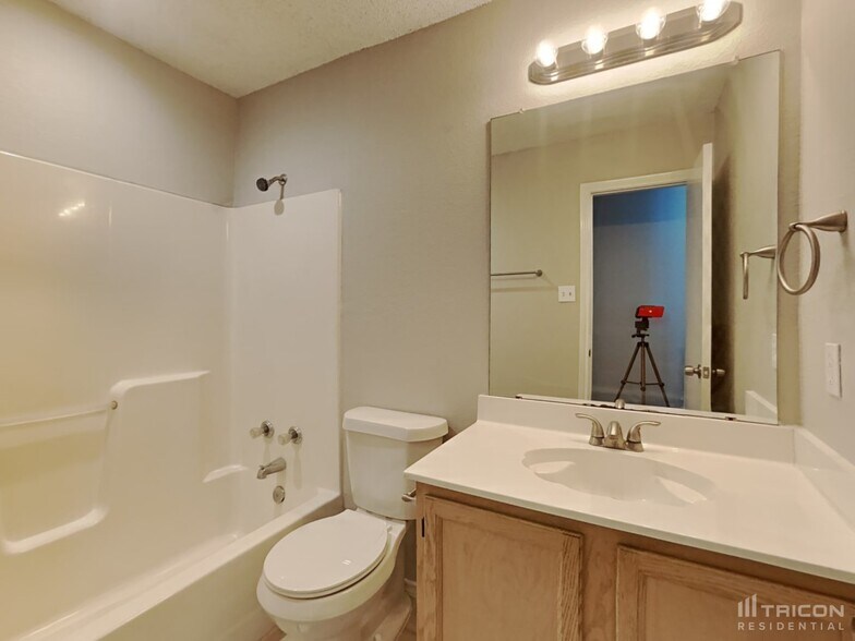 Building Photo - 4229 Estes Park Cir