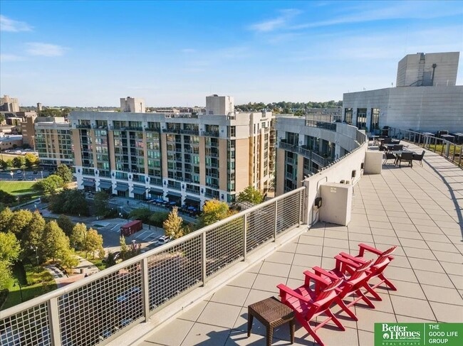 Building Photo - 200 S 31st Ave