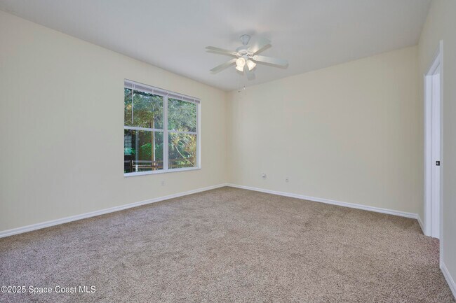 Building Photo - 9086 107th Ct